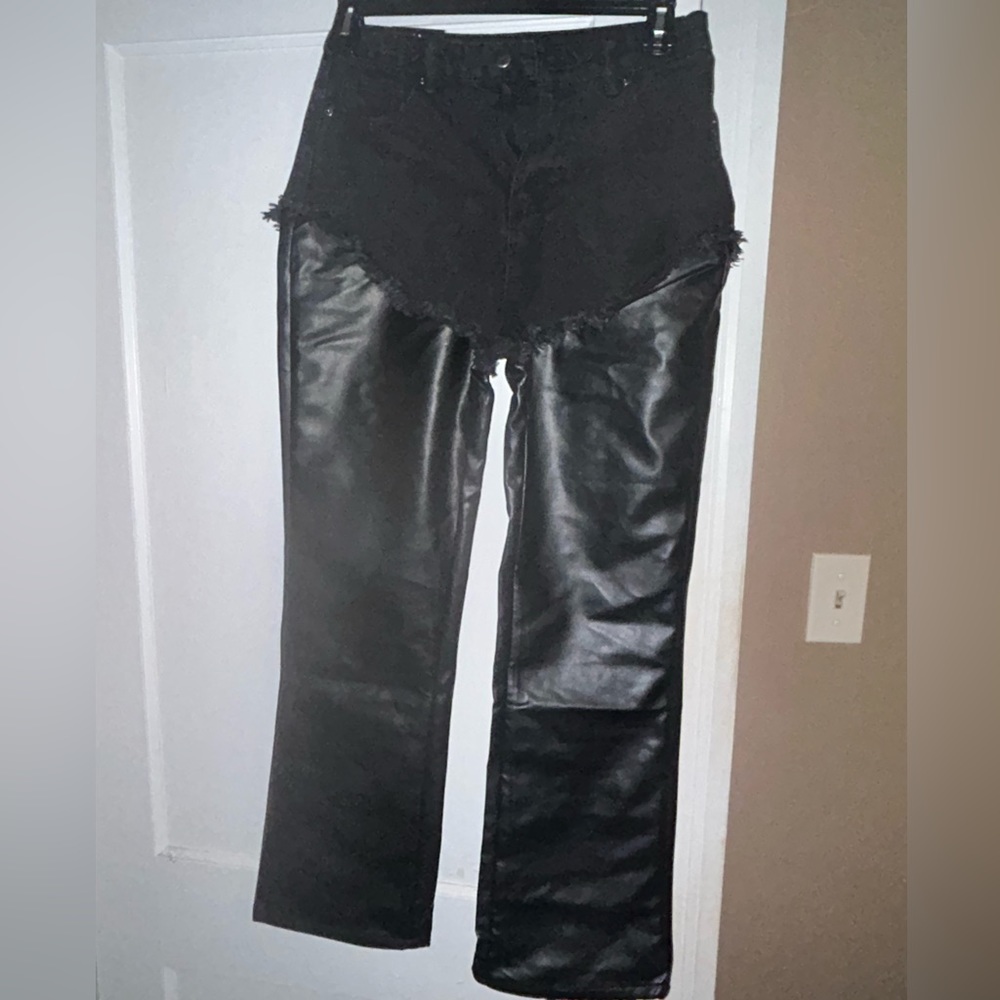 Petite Just In Time Faux Leather Pant 30 - Black